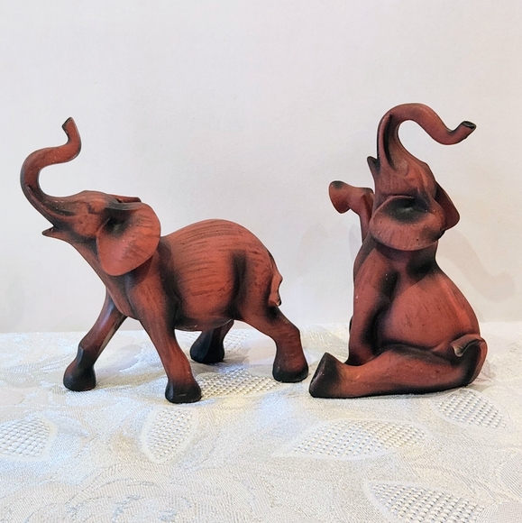 Set Of 2 modern art Deco elephants - Picture 1 of 13